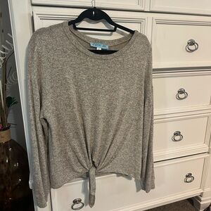 Sweater blouse with front tie